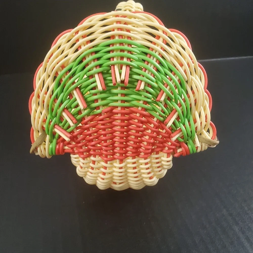 Turkey Shaped Woven‎ Storage Bread Basket Polypropylene, Rustic Farmhouse